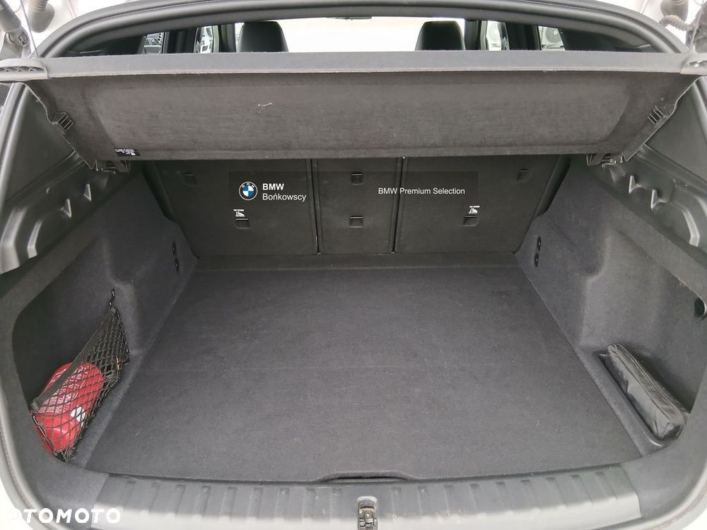 BMW X1 - 12