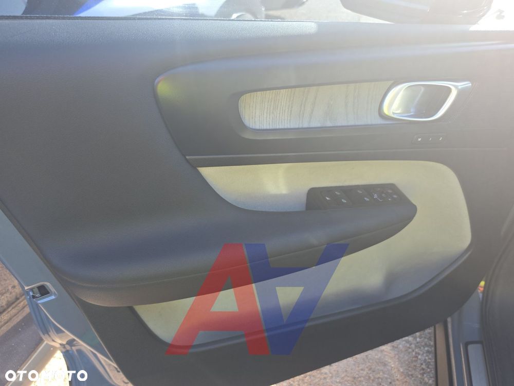 Volvo XC 40 - 15