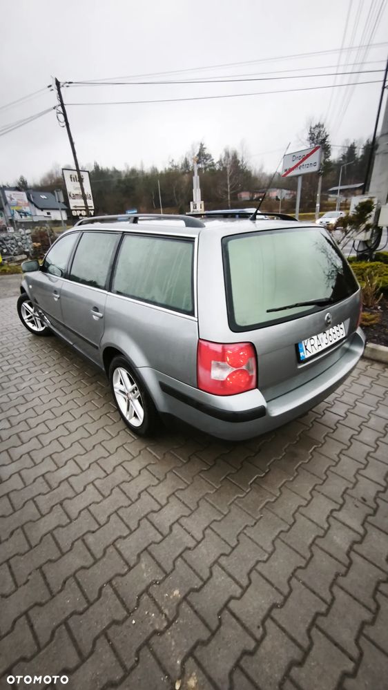 Volkswagen Passat 1.9 TDI Comfortline - 18
