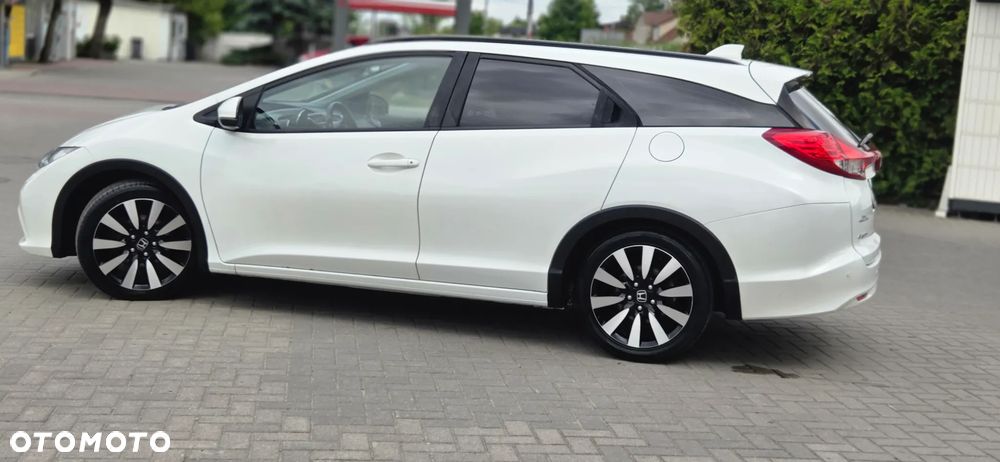 Honda Civic 1.8 i-VTEC Executive - 9