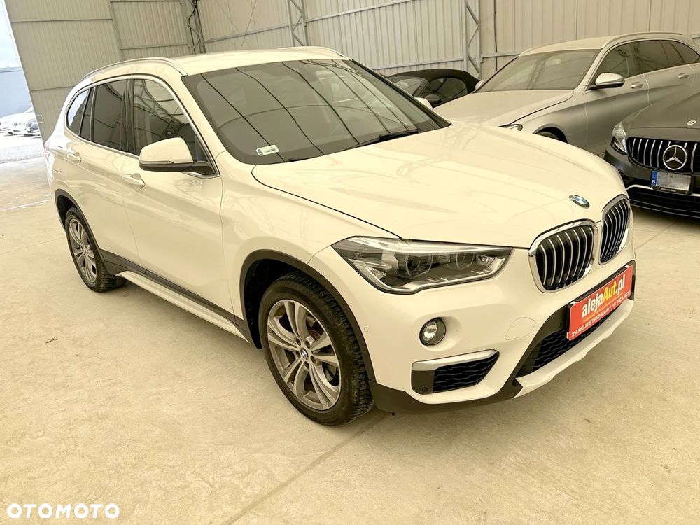 BMW X1 xDrive18d xLine - 12