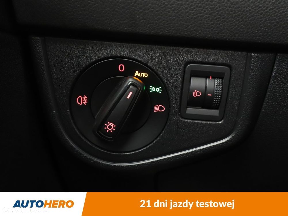 Volkswagen Polo - 29