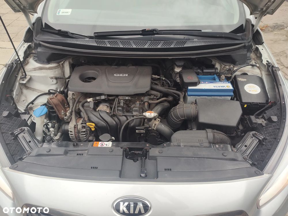 Kia Ceed Cee'd 1.6 GDI L - 6