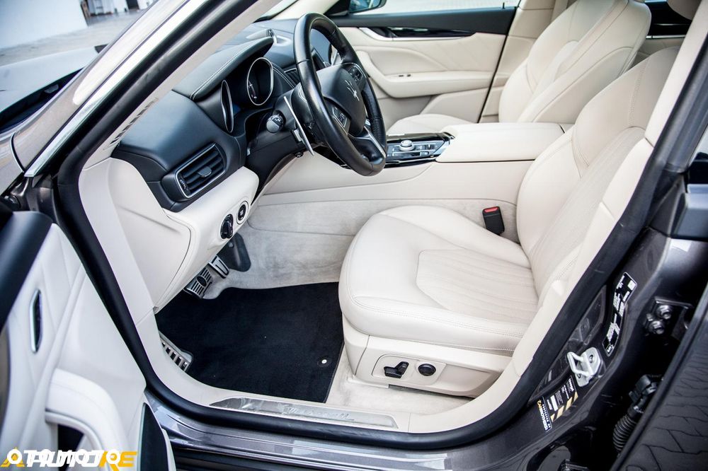 Maserati Levante Q4 GranLusso - 13