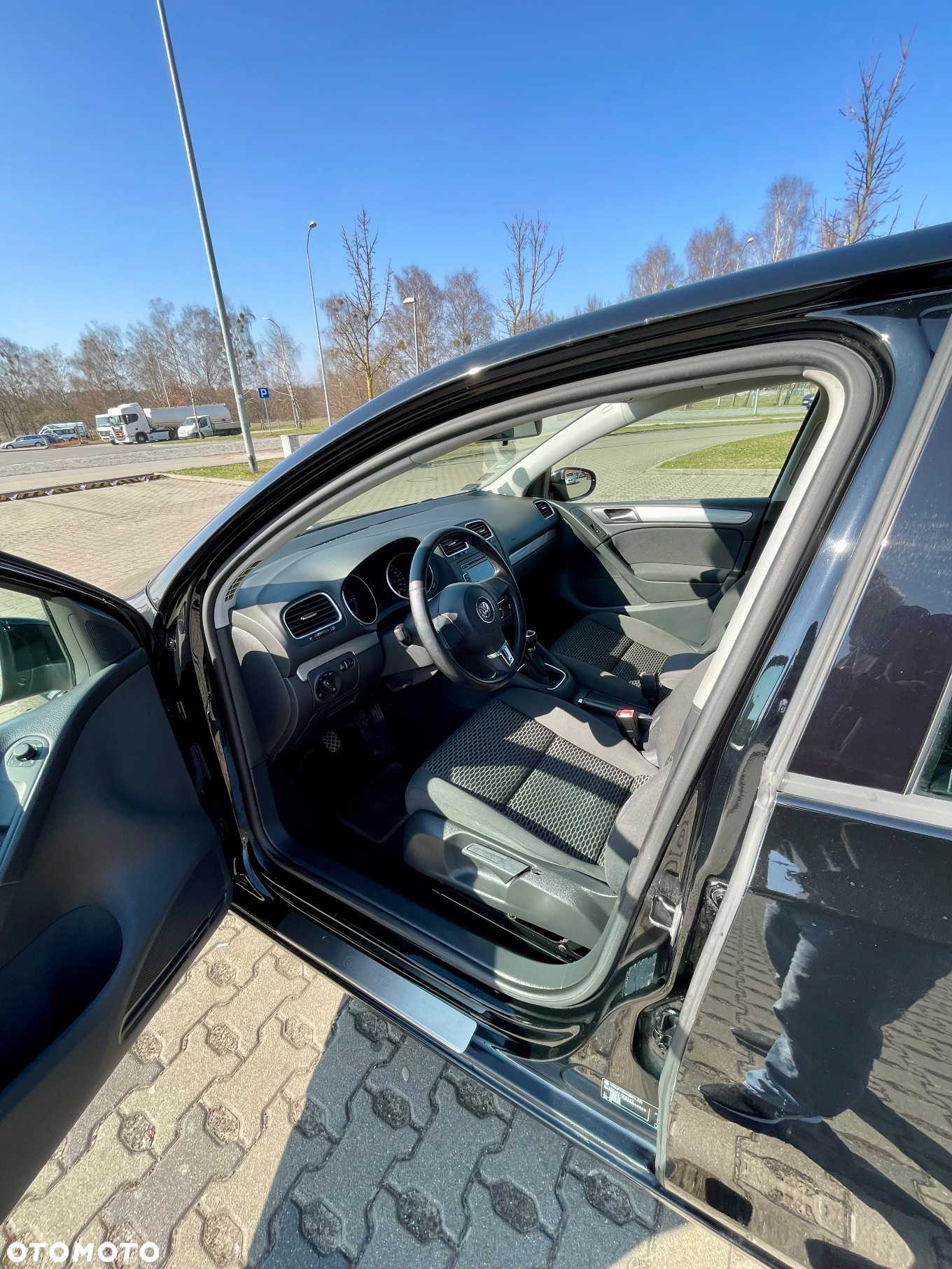 Volkswagen Golf - 20