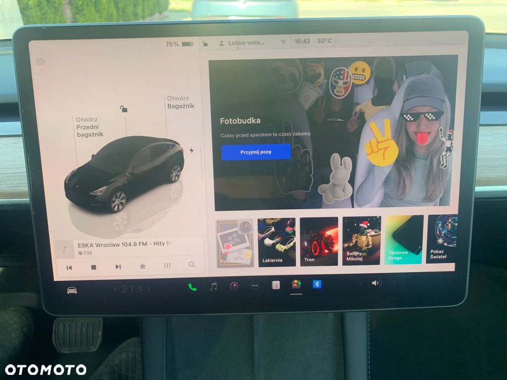 Tesla Model Y Long Range Dual Motor AWD - 34