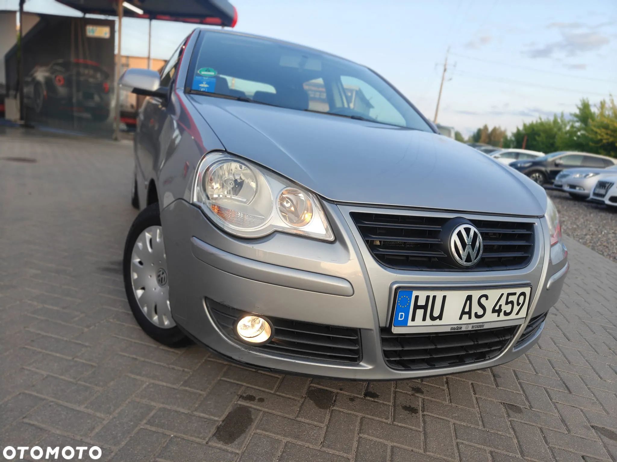 Volkswagen Polo 1.4 16V Comfortline - 1