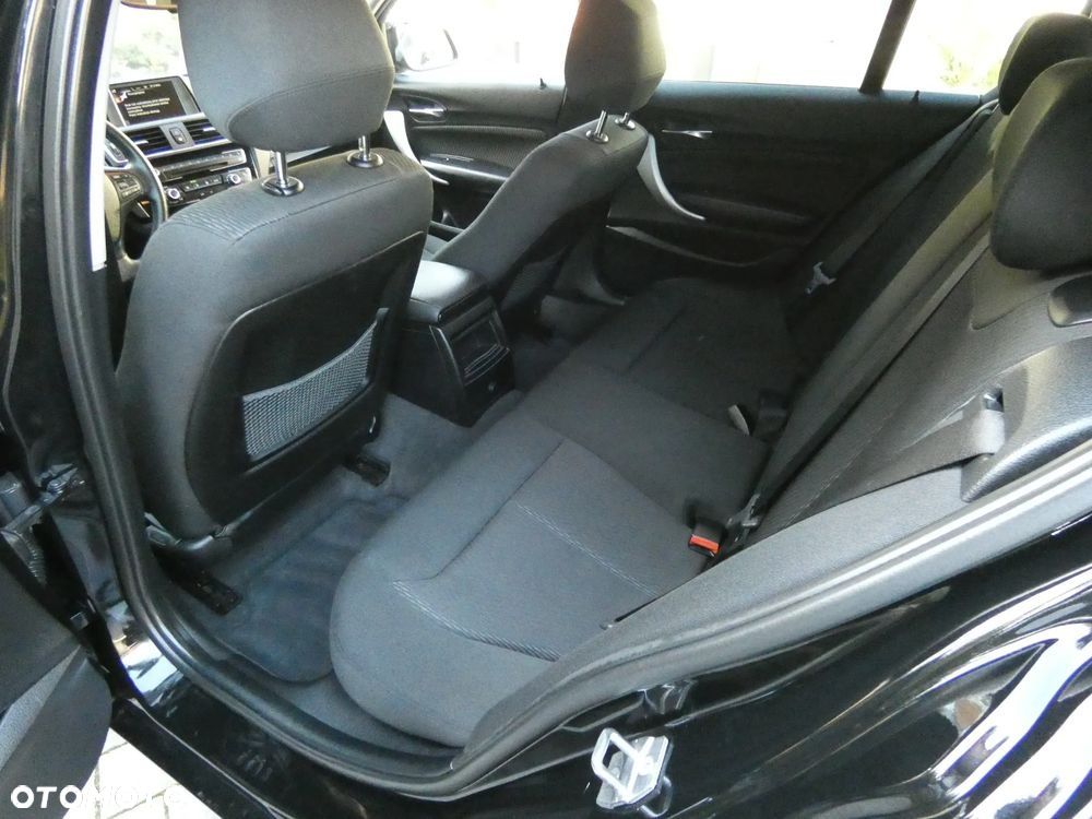 BMW Seria 1 118i Sport Line - 27