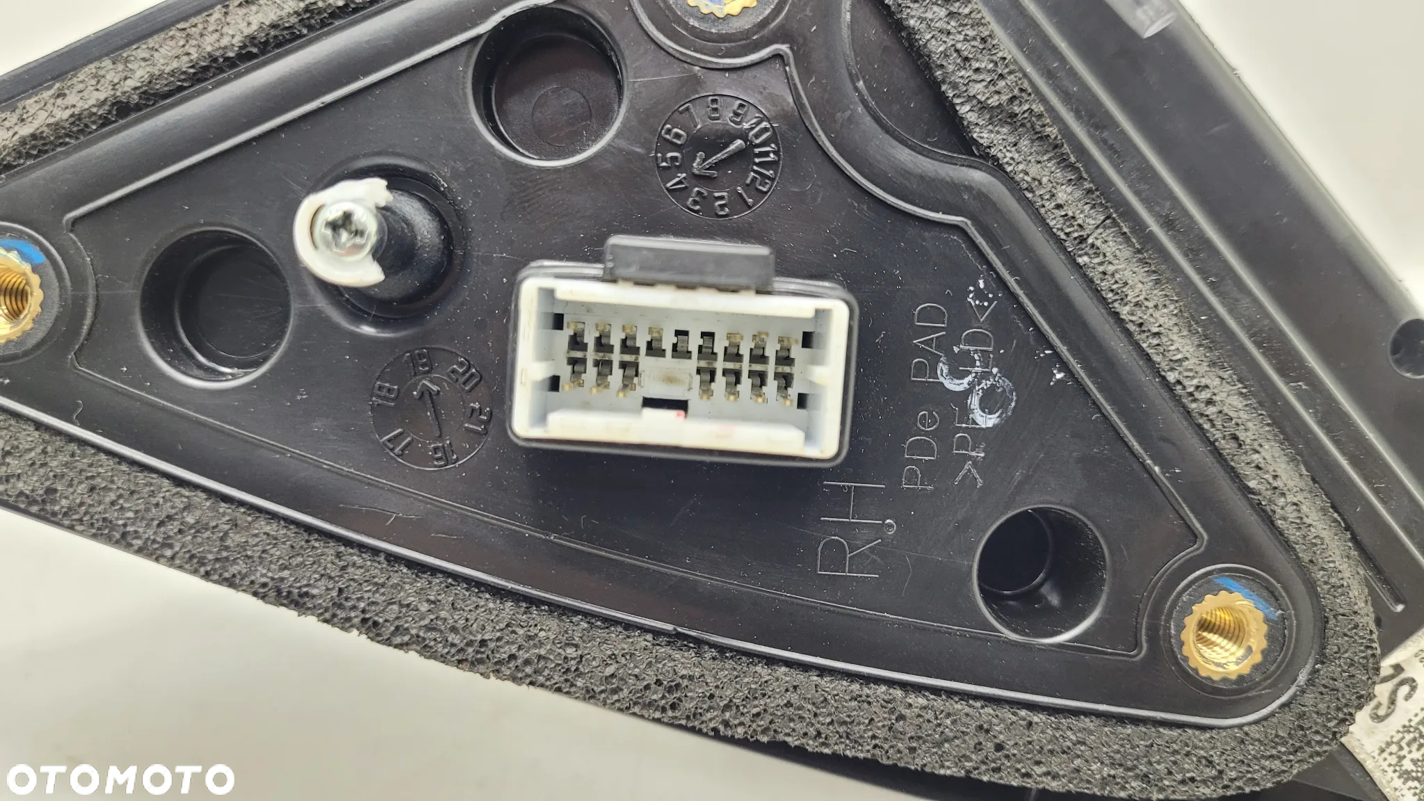 HYUNDAI I30 III LUSTERKO PRAWE 14 PIN 87620-S0051 17- - 7
