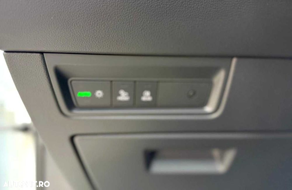 Volkswagen Touareg - 23