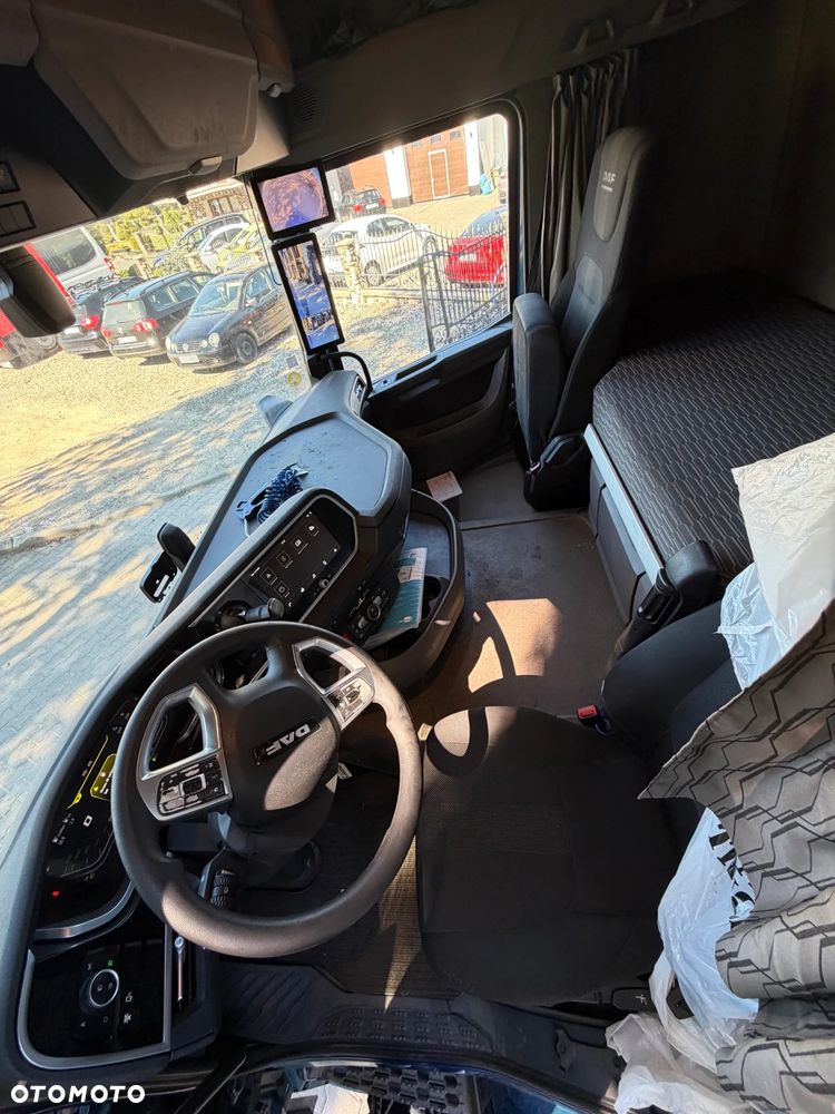 DAF XF - 12