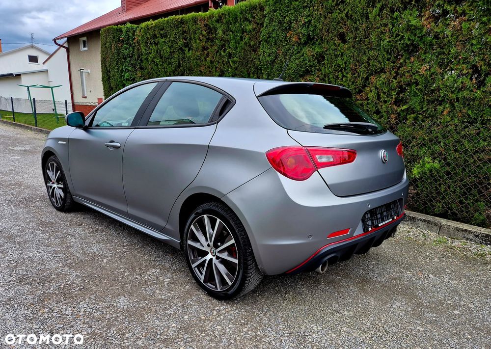Alfa Romeo Giulietta 2.0 JTDM 16V TCT Super - 6