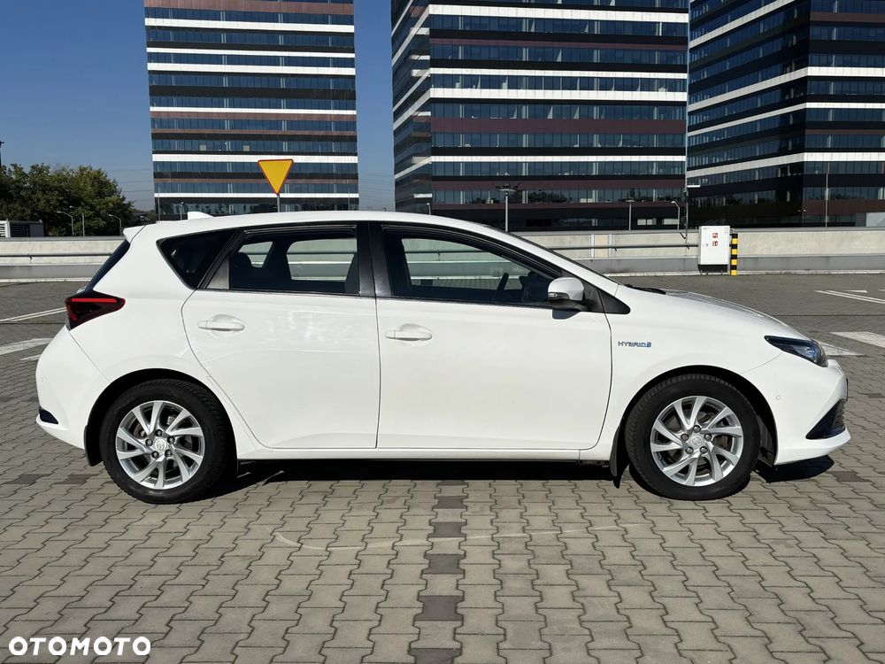 Toyota Auris Hybrid 135 Comfort - 6