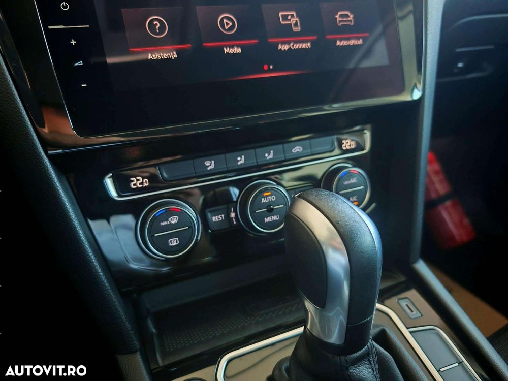 Volkswagen Passat Standard - 10