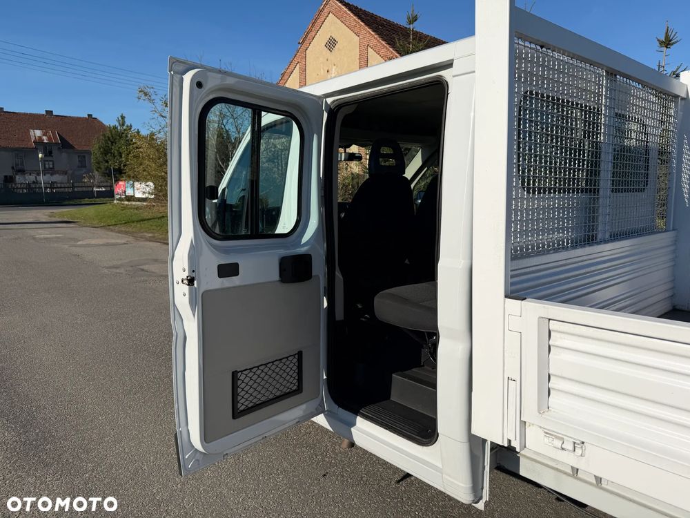 Fiat Ducato * 2.3 / 130KM * DOKA / Brygadówka * Skrzyniowy * 7 Osób * - 35
