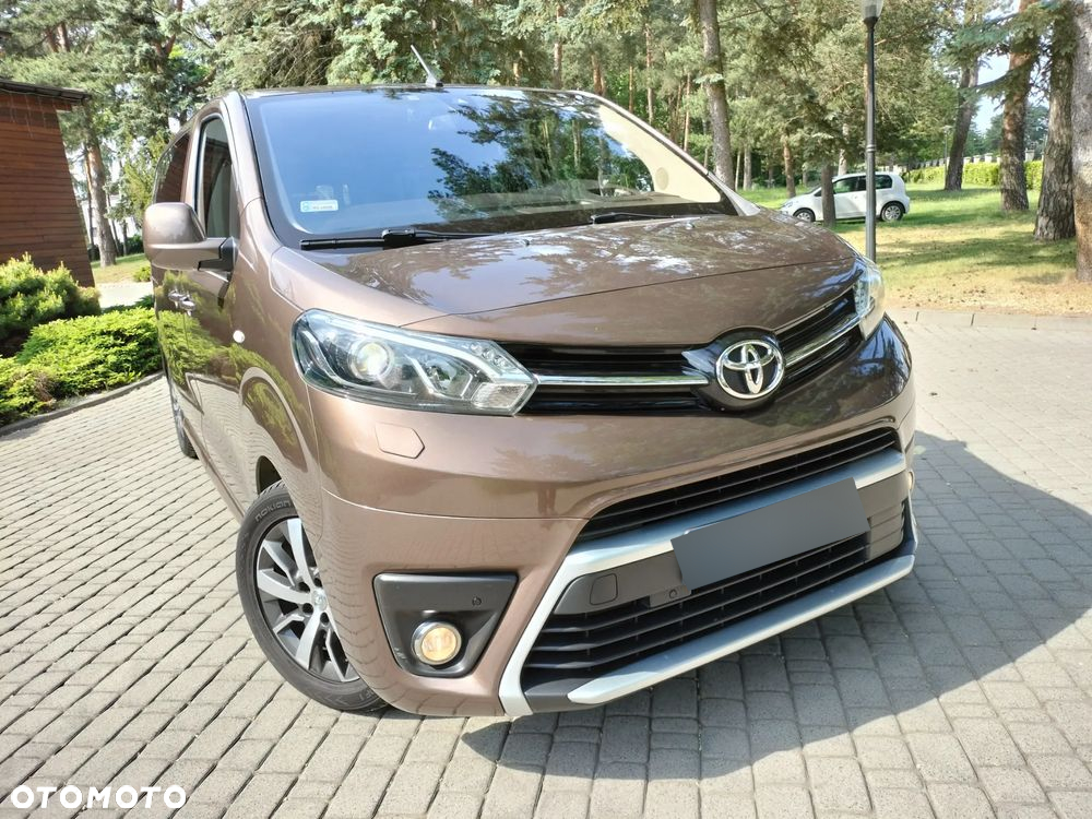Toyota Proace Verso 2.0 D4-D Medium VIP - 22
