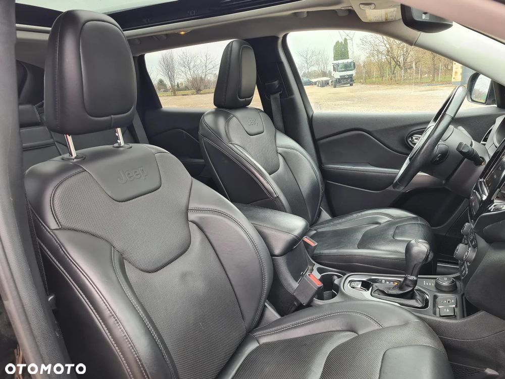 Jeep Cherokee 3.2 V6 Active Drive I Limited - 31