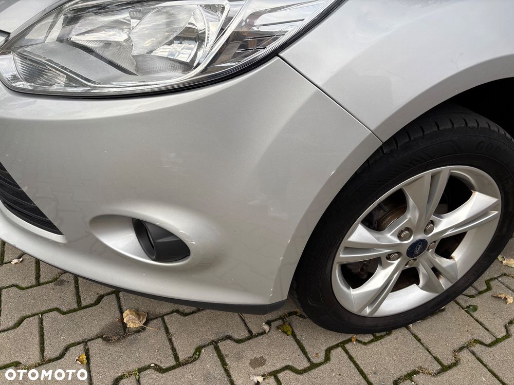 Ford Focus 1.6 Trend - 9