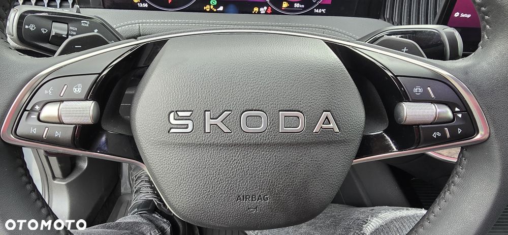 Skoda Superb 2.0 TDI SCR L&K DSG - 17