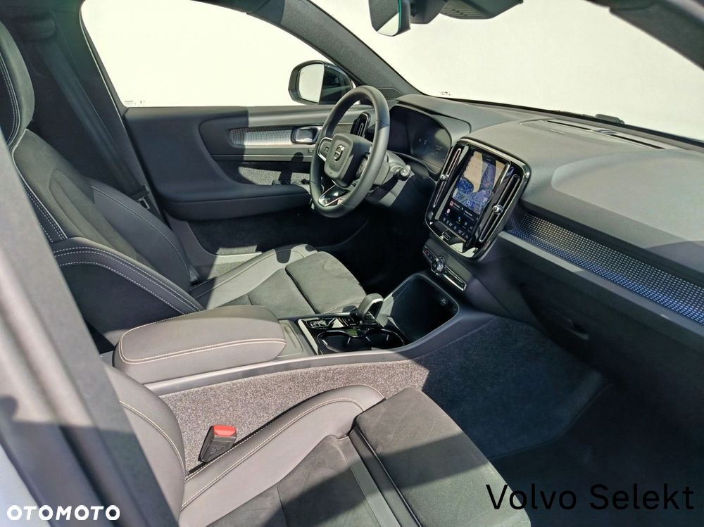 Volvo XC 40 - 18
