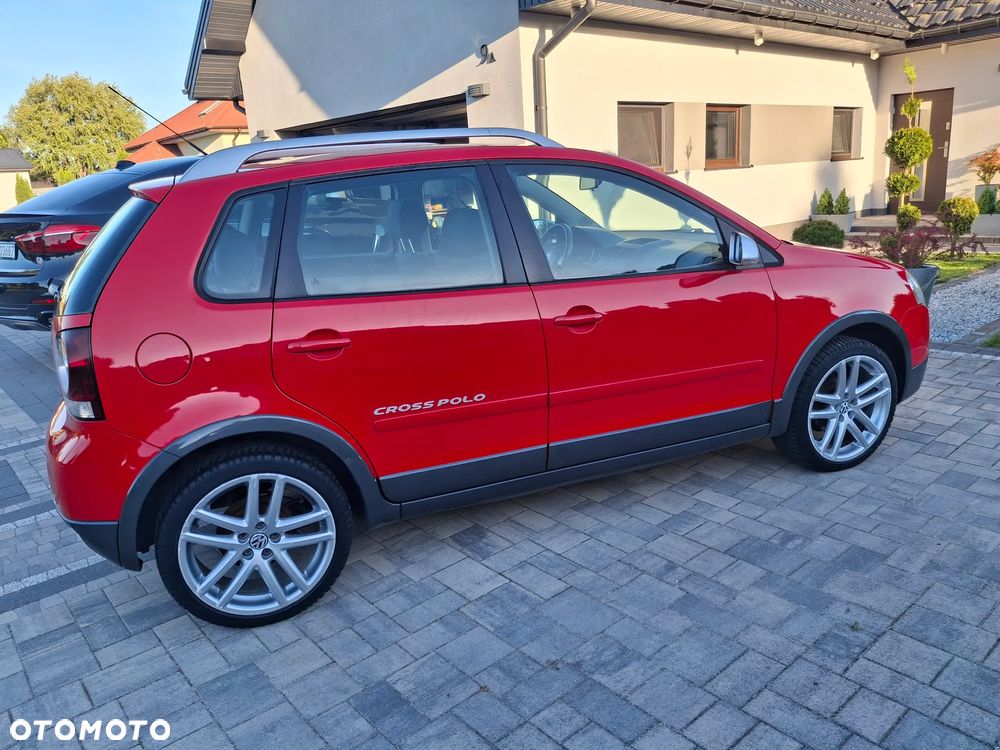 Volkswagen Polo Cross - 11