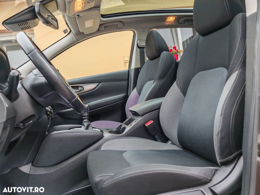 Nissan Qashqai 1.3 DIG-T N-CONNECTA - 7