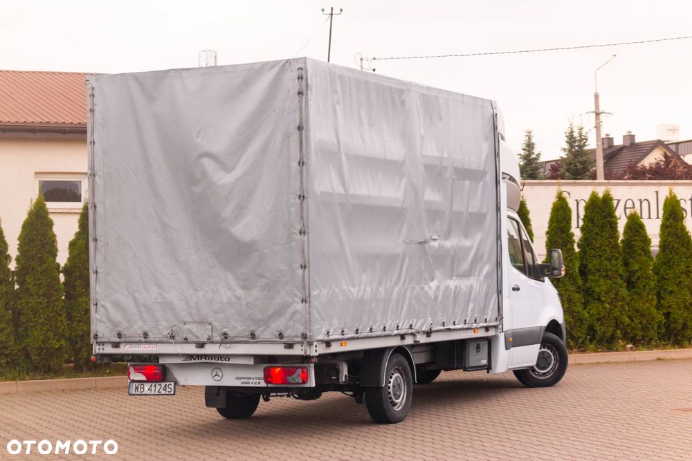 Mercedes-Benz Sprinter - 10