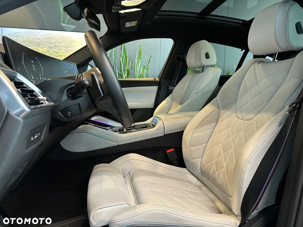 BMW X6 - 12