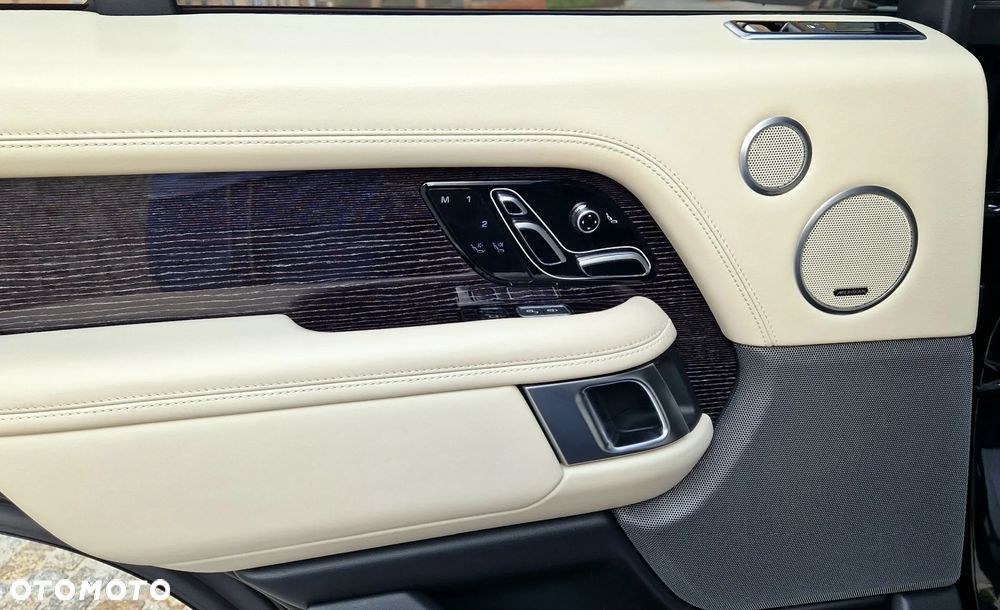 Land Rover Range Rover 4.4SD V8 LWB SV AB - 27