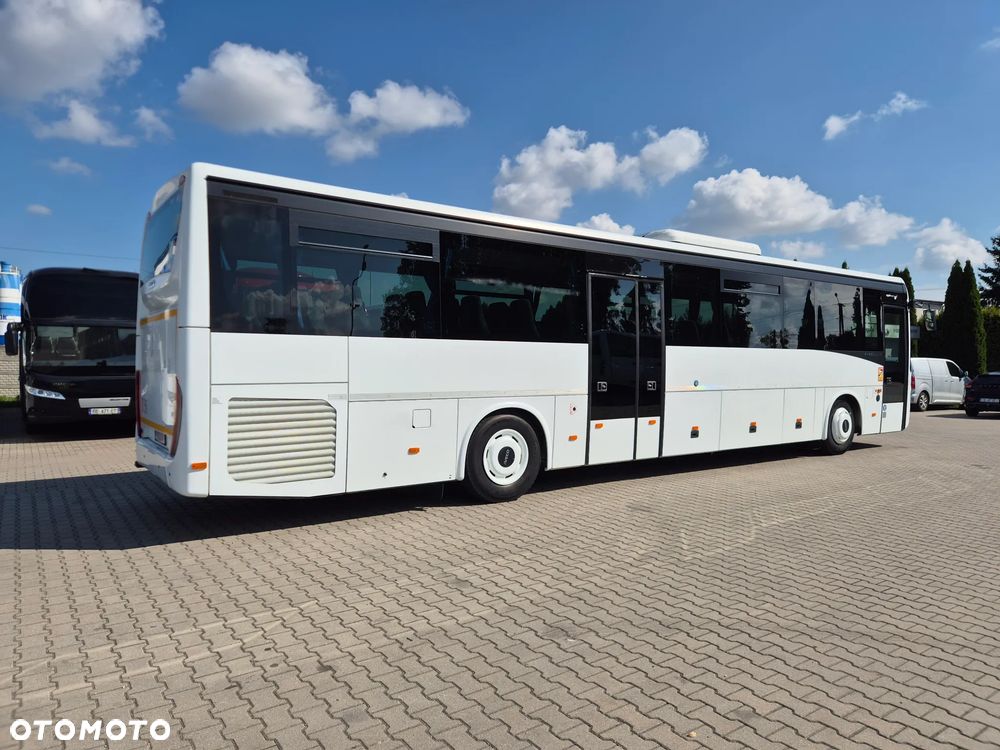 Iveco CROSSWAY/ SPROWADZONY/ 186 000 KM / MANUAL/ 64 MIEJSCA + STOJĄCE - 3