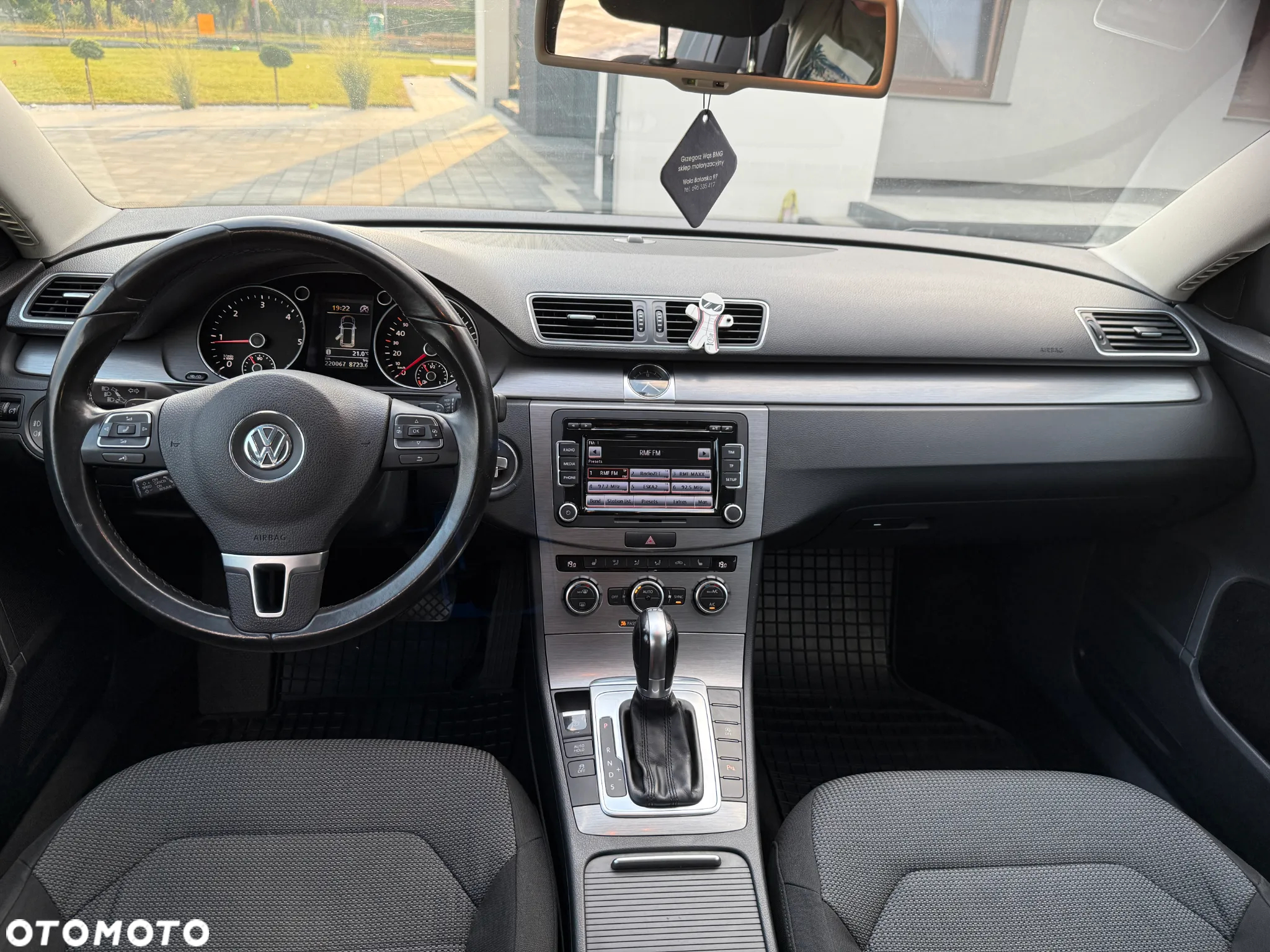 Volkswagen Passat 2.0 TDI Comfortline DSG - 18