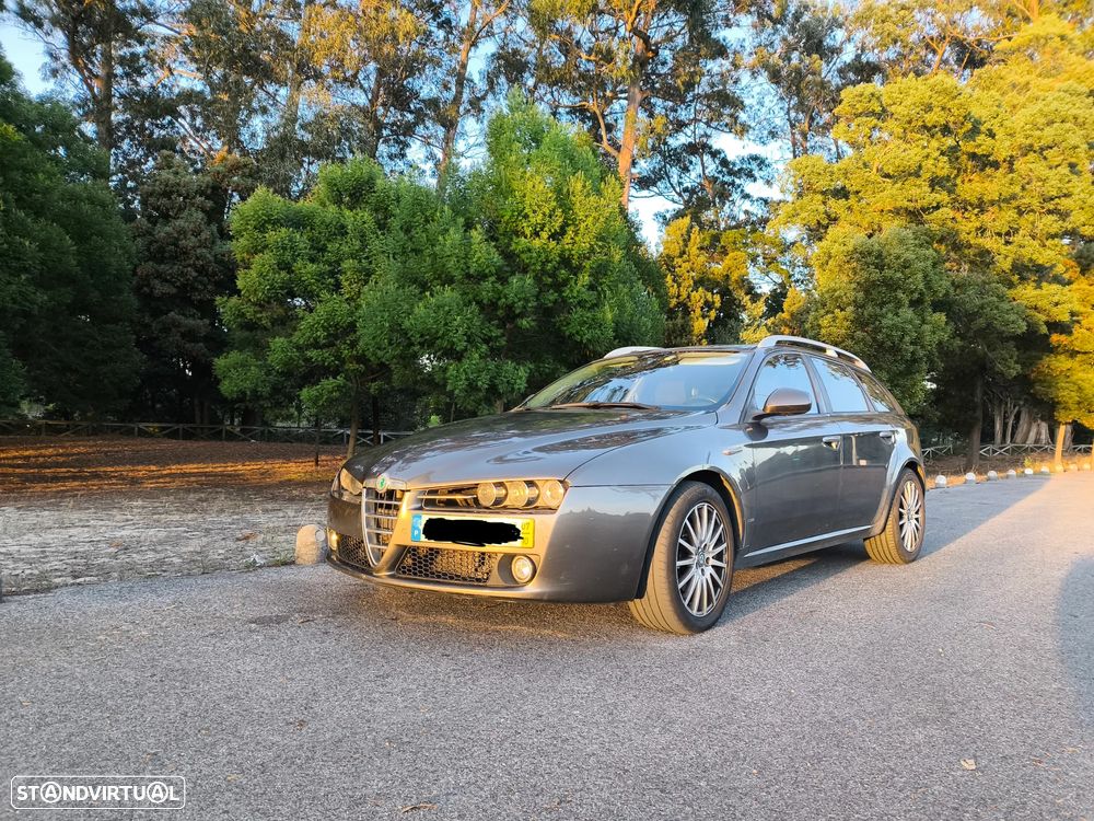 Alfa Romeo 159 Sportwagon 1.9 JTDm 16V - 1