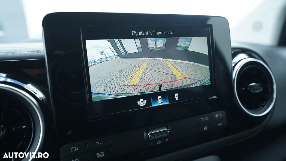 Mercedes-Benz EQT - 18