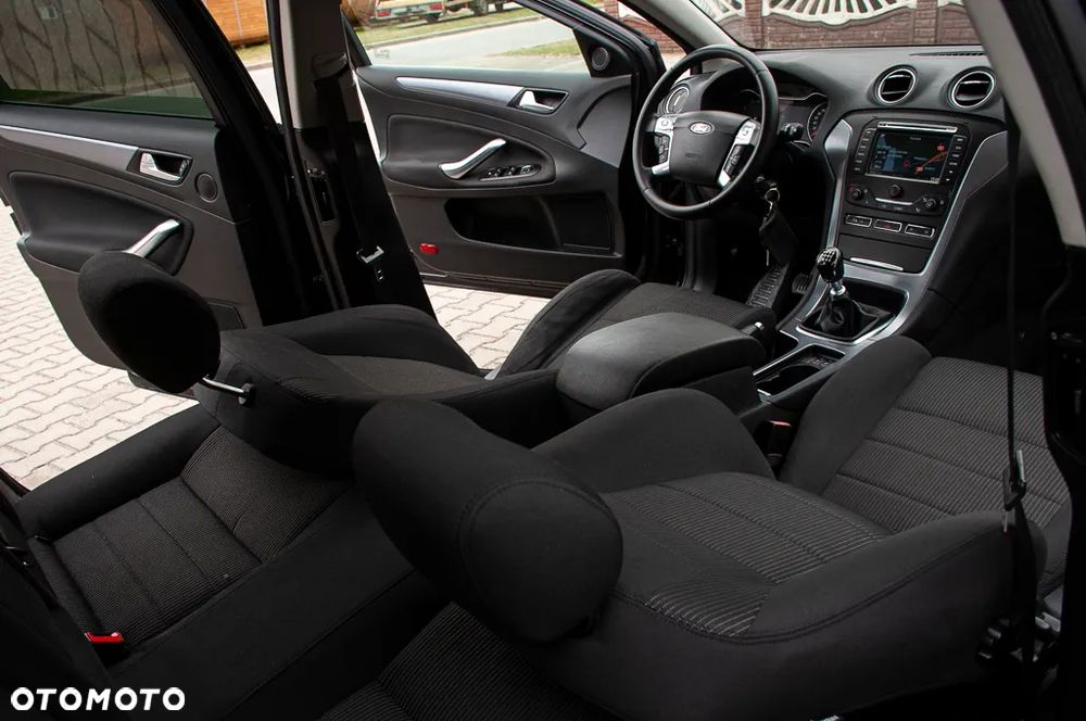 Ford Mondeo 2.0 TDCi Champions Edition - 30