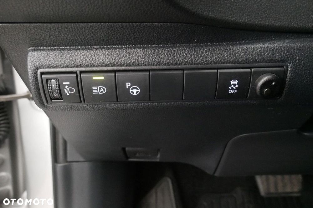 Toyota Corolla 1.8 Hybrid Comfort - 26