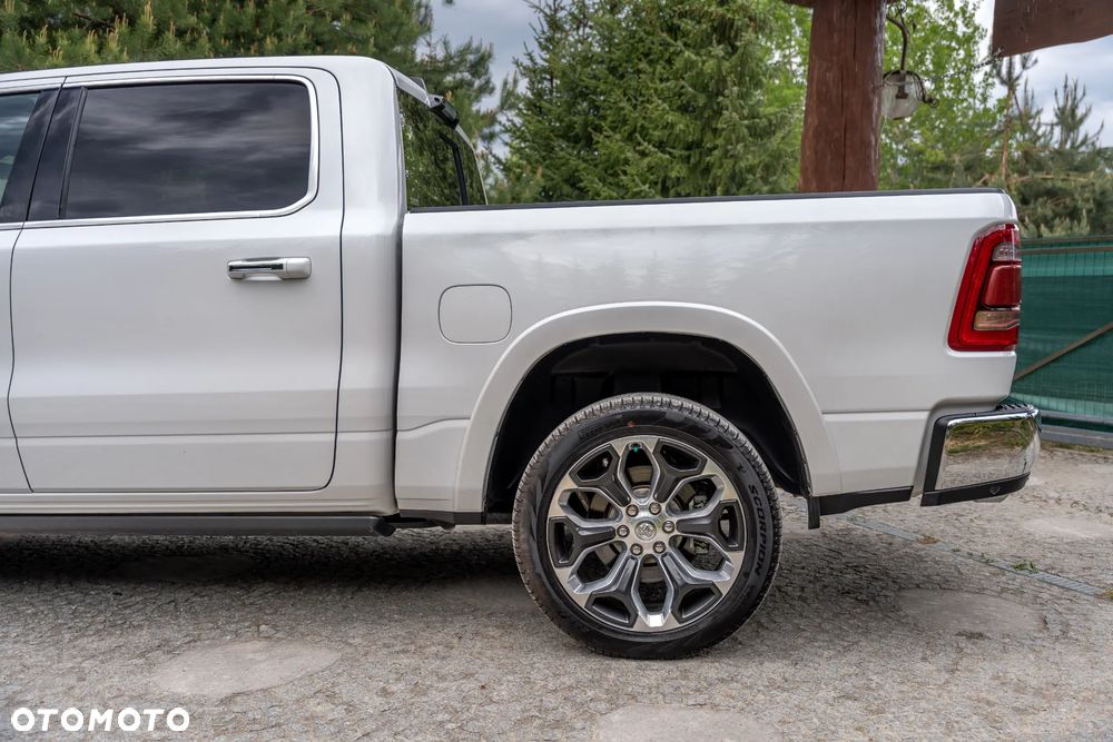 RAM 1500 5.7 Crew Cab Limited - 10
