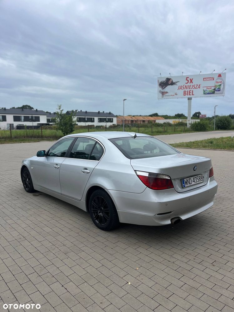 BMW Seria 5 520d - 4