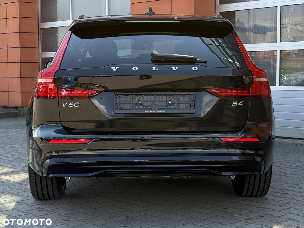 Volvo V60 B4 B Ultra Dark - 10
