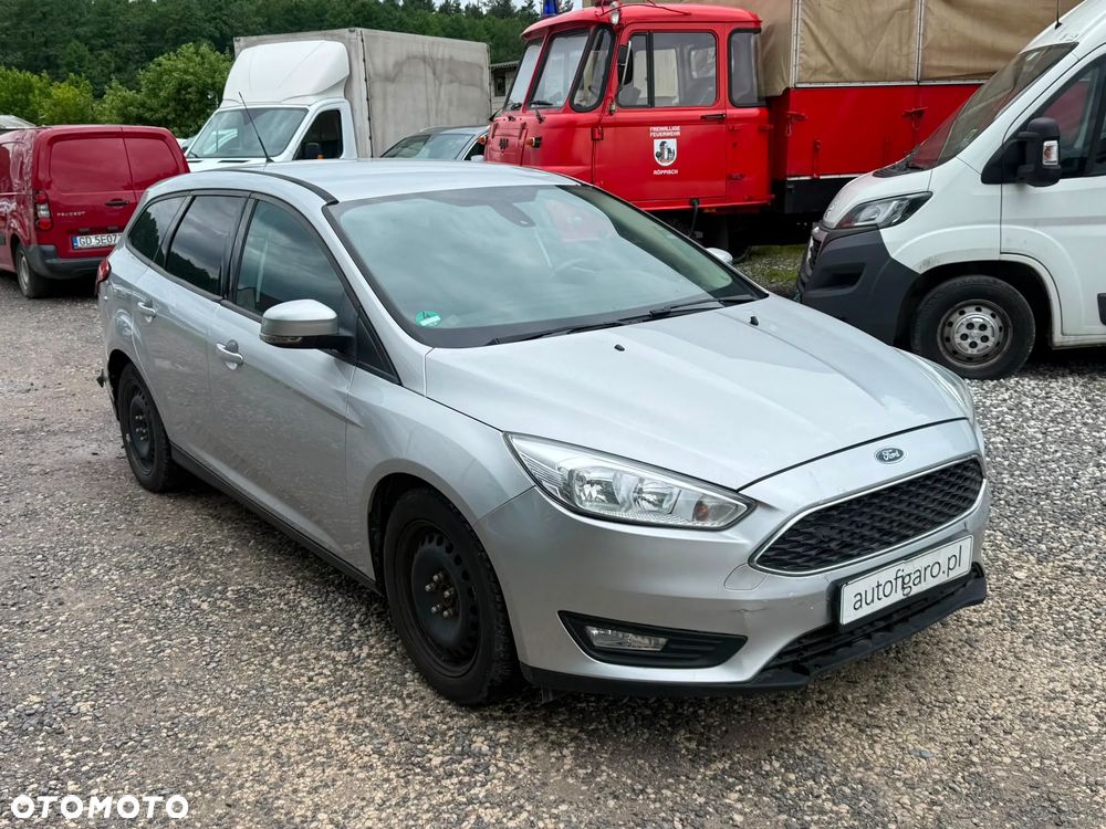 Ford Focus 1.0 EcoBoost Trend ASS - 4