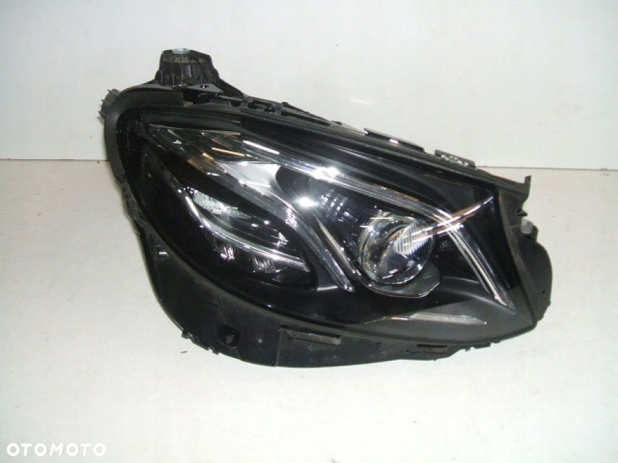 MERCEDES W213 E-klasa LAMPA prawa FULL LED MULTIBEAM A2139062606 - 2