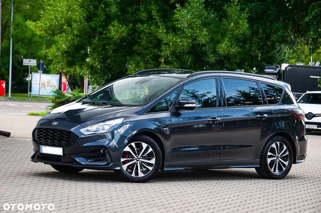 Ford S-Max - 10
