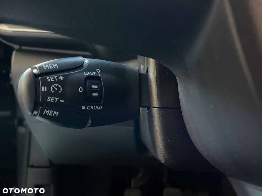 Citroën C3 1.2 PureTech Shine - 16