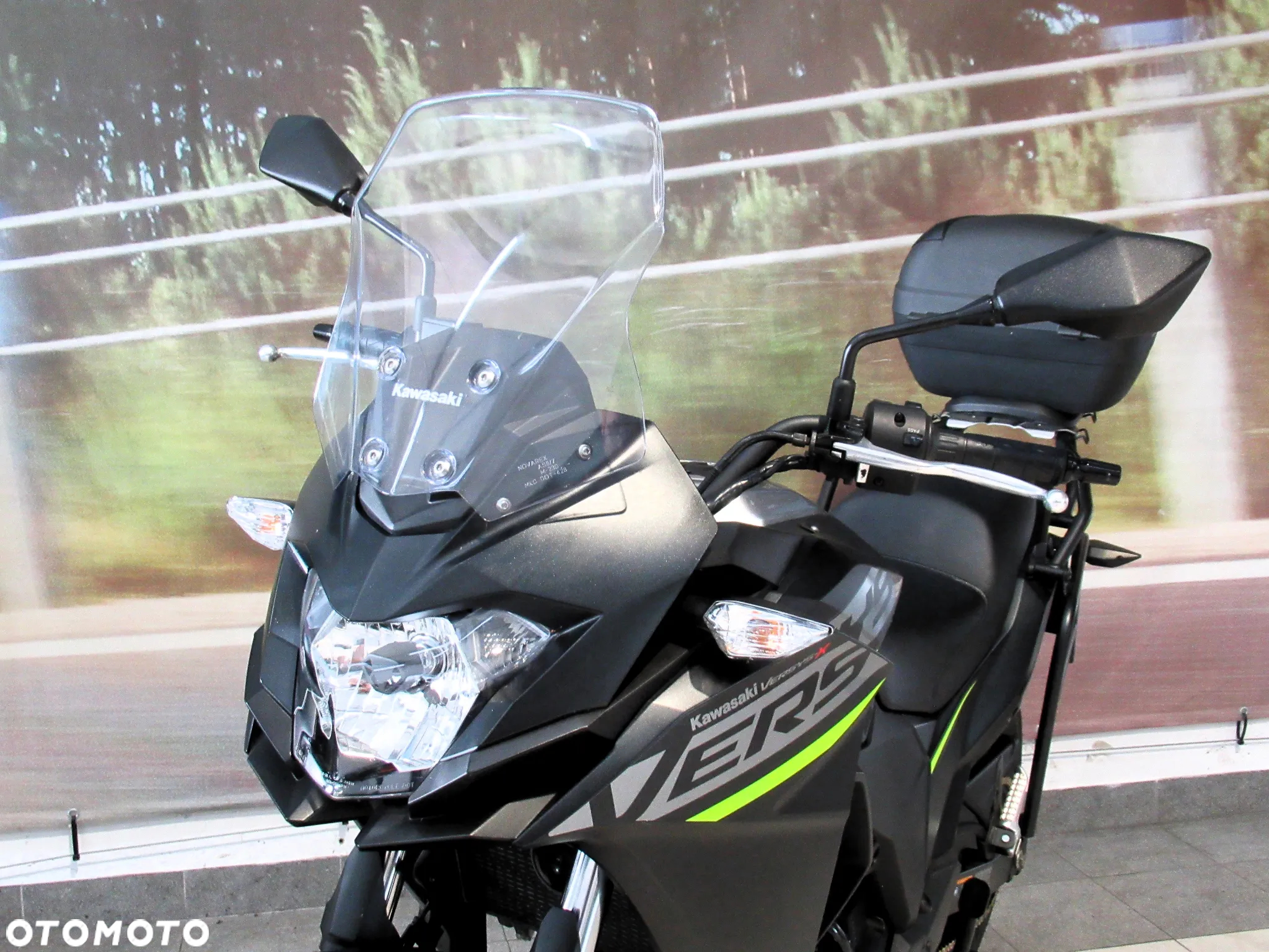 Kawasaki Versys-X 300 - 15