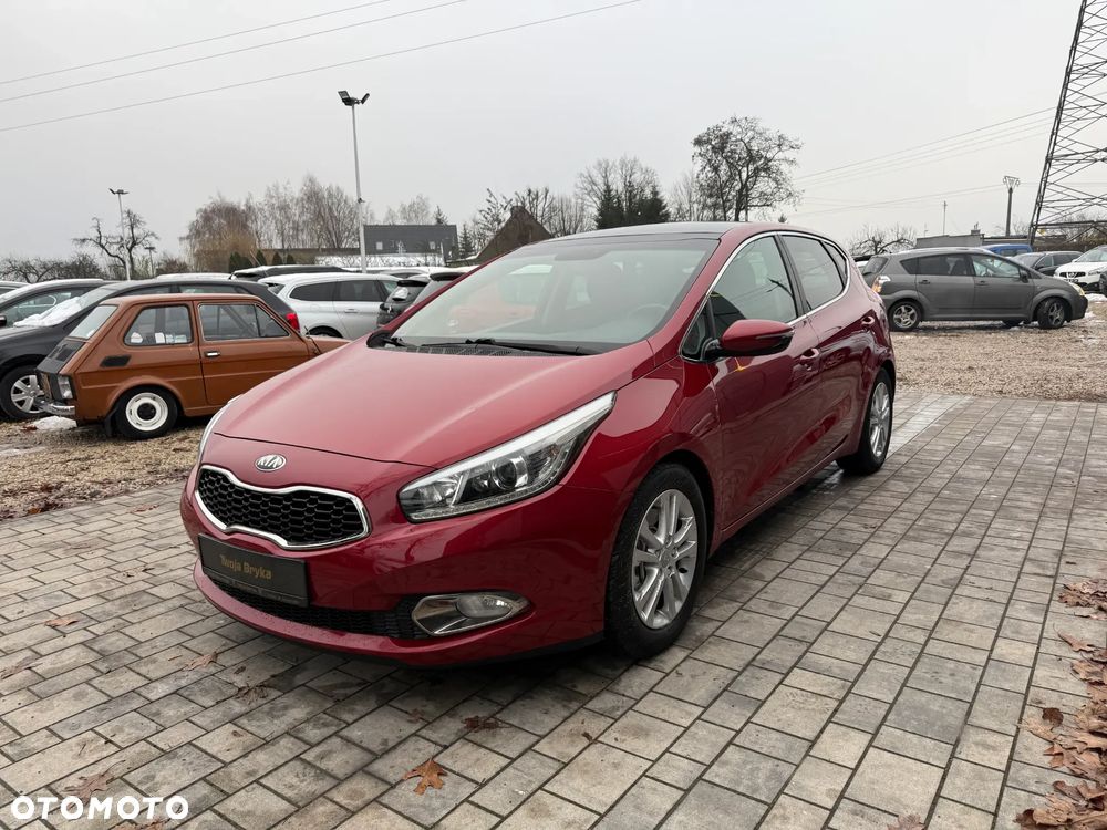 Kia Ceed 1.6 CRDi ISG Vision - 11