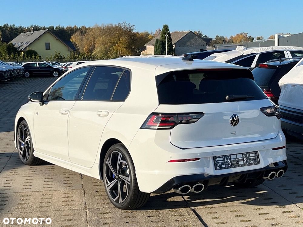 Volkswagen Golf - 4