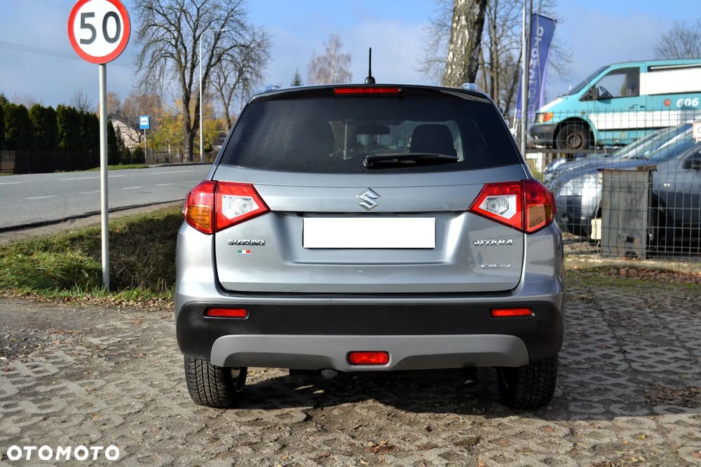 Suzuki Vitara 1.6 DDiS (4x4) Allgrip Comfort+ - 6