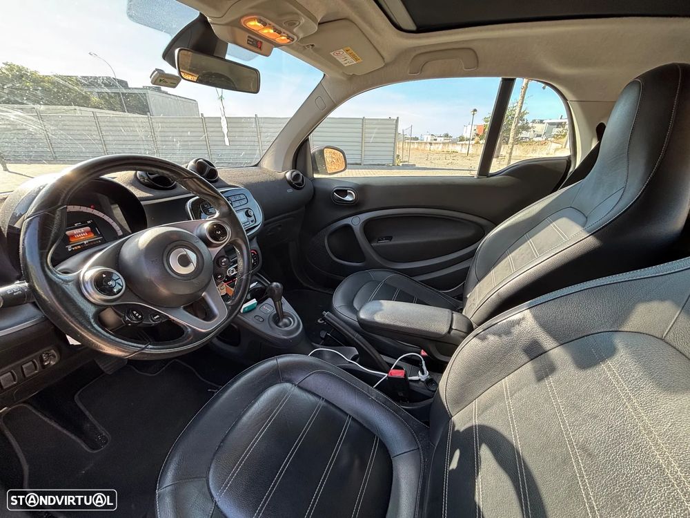 Smart Fortwo Coupé 2019 photo 4