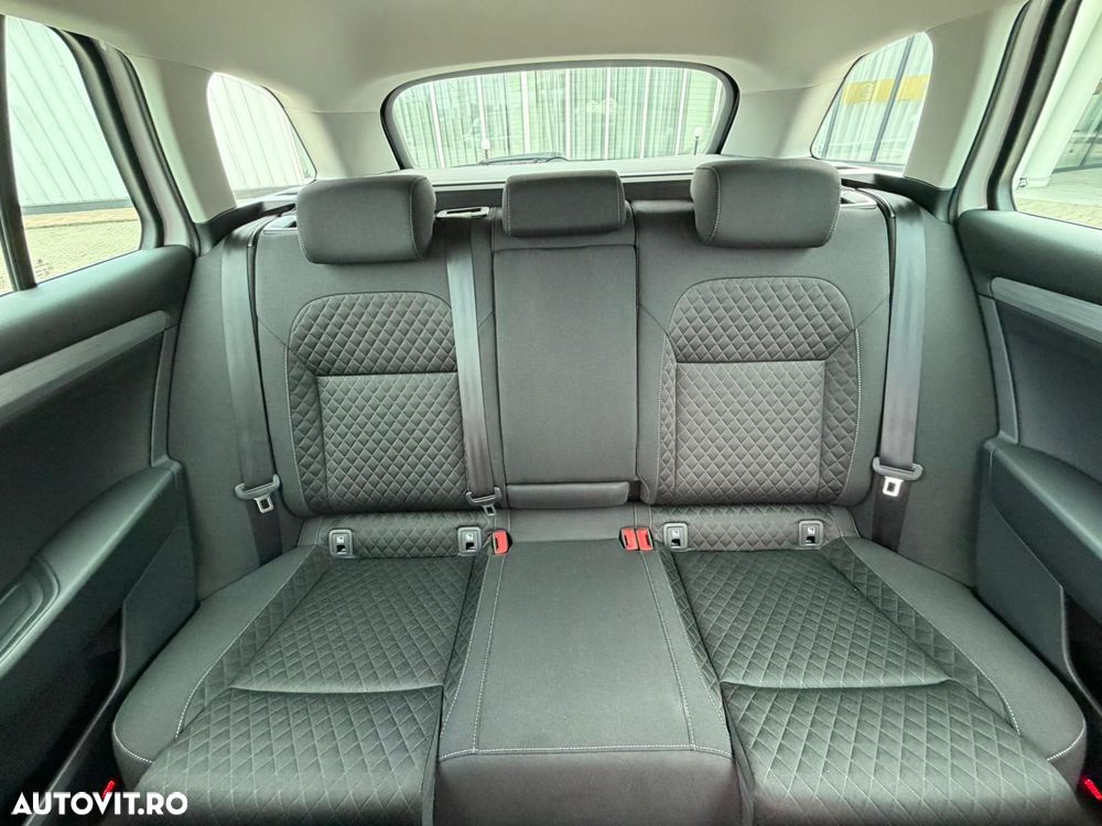 Skoda Superb 2.0 TDI DSG Active - 18
