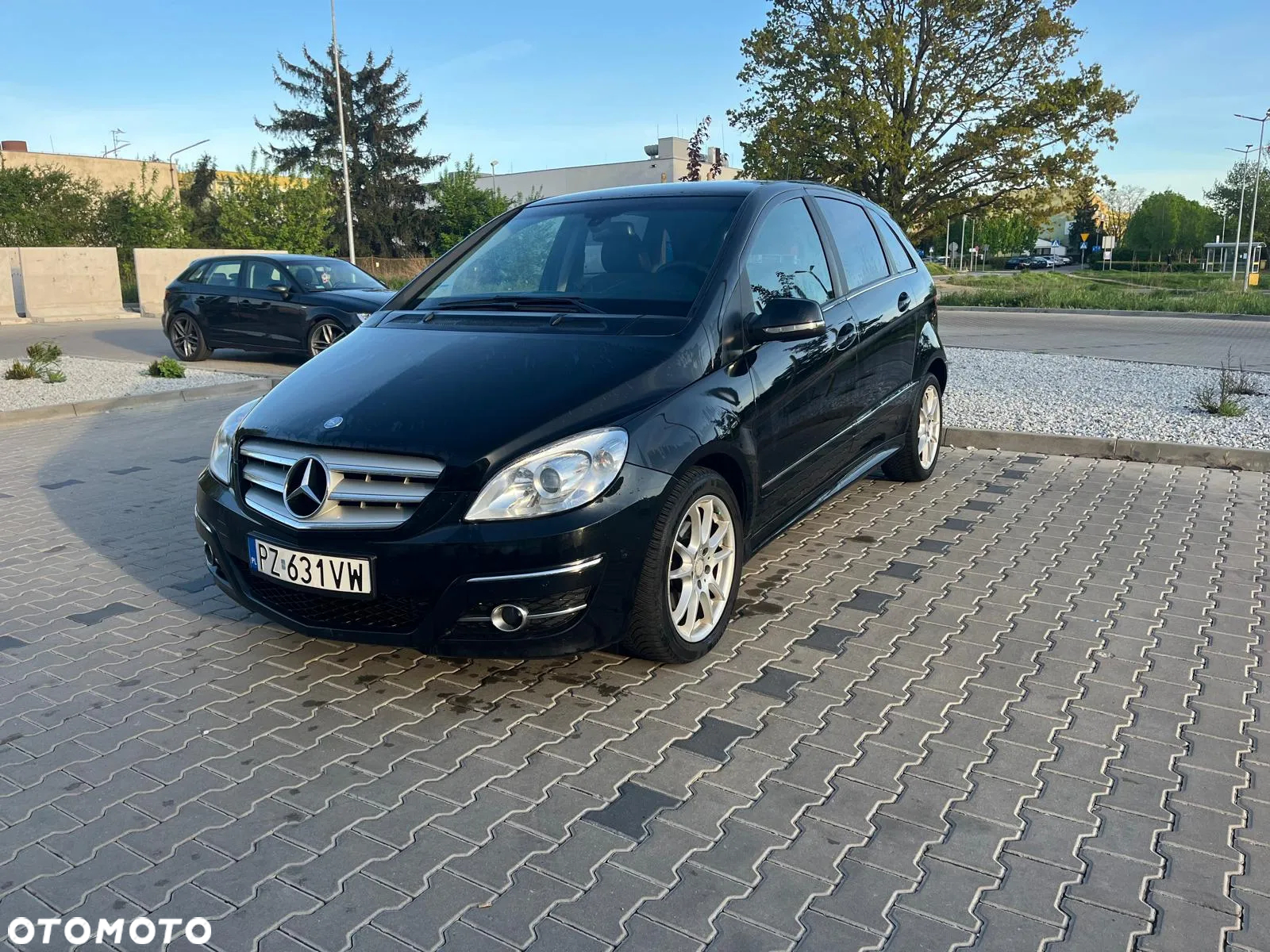 Mercedes-Benz Klasa B 180 CDI - 13