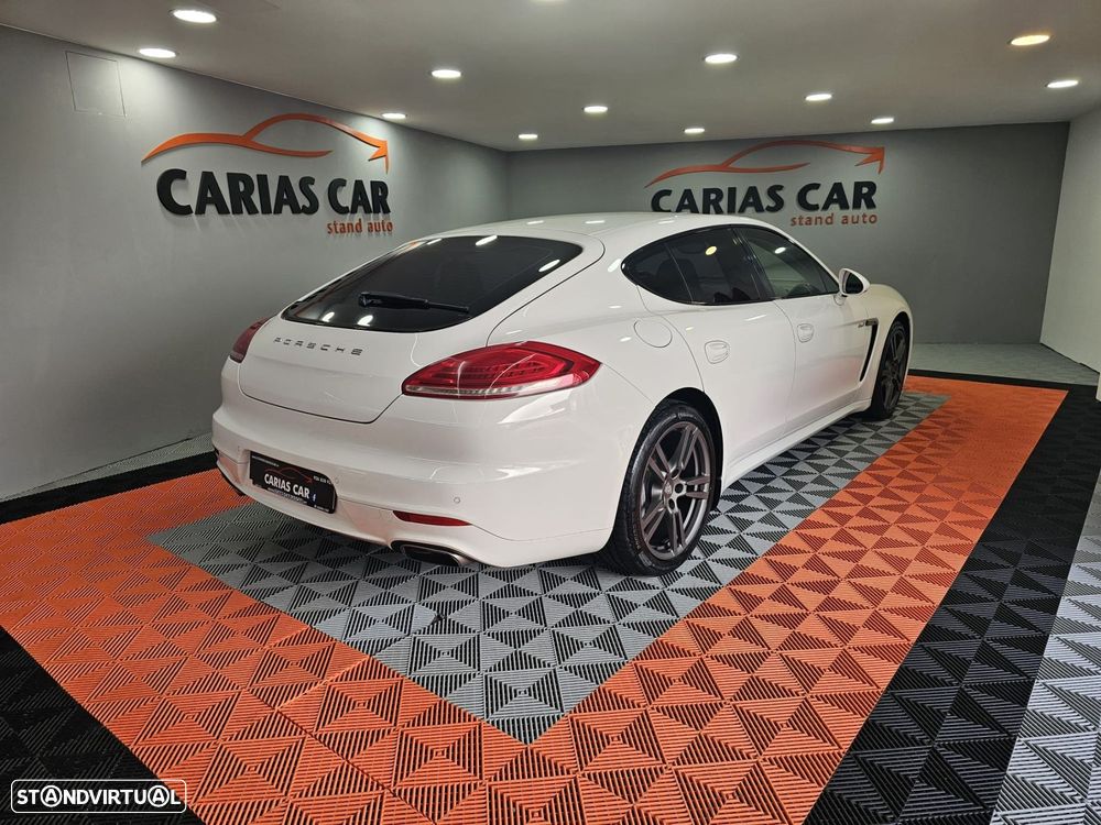 Porsche Panamera Platinum Edition - 5